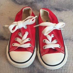 Red Converse baby size 5